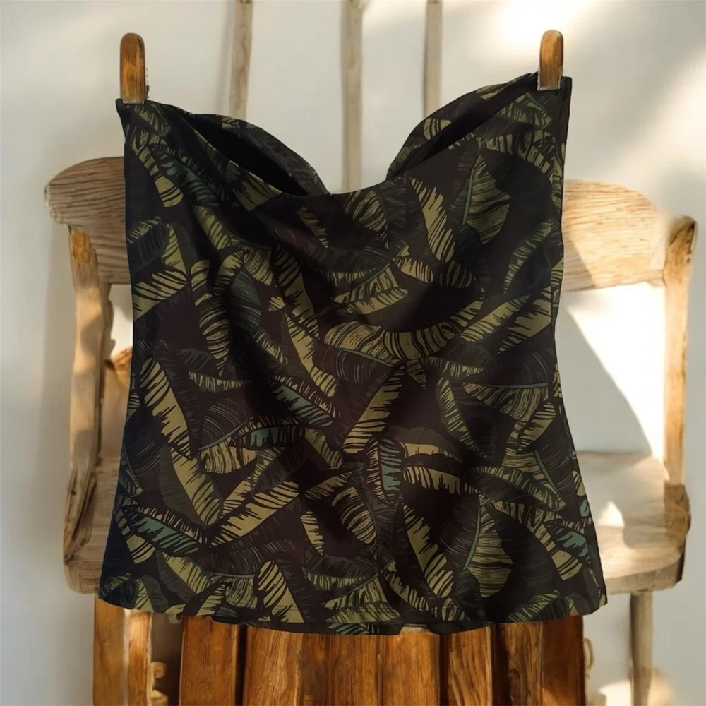Jaclyn Smith stylish strapless